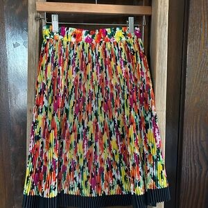 Vintage Henri Bendel floral pleated skirt, Size S, excellent condition